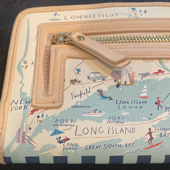 Spartina 449 Snap Wallet Northeastern Harbors Map W 2 zips, 15 card slots EUC - Picture 8 of 14